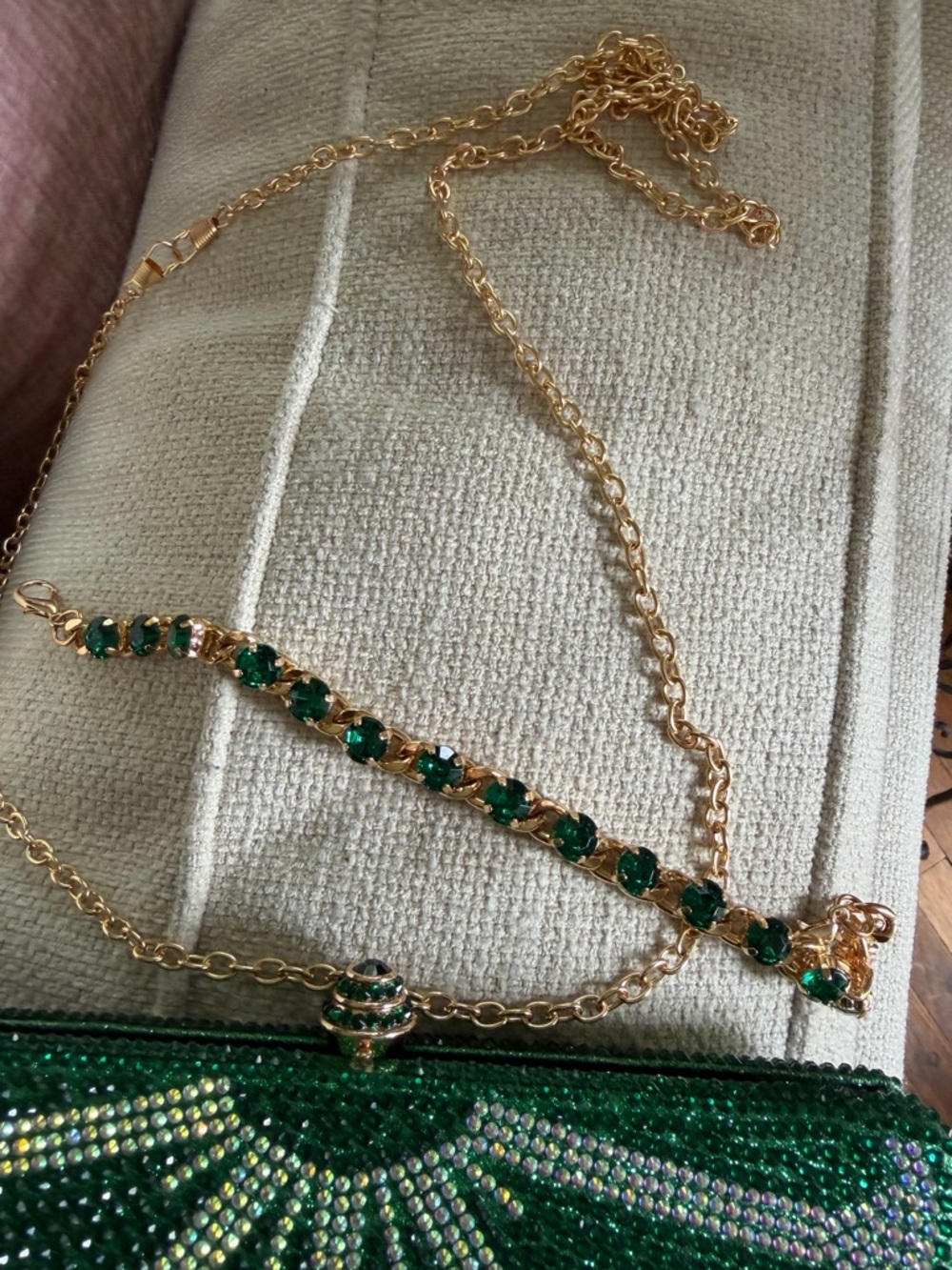 Emerald Green Crystal Citrus Clutch with Gold Chain - Picture 3 of 5